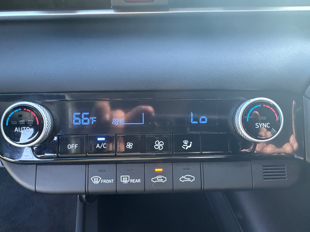 2023 Hyundai Elantra Image 28