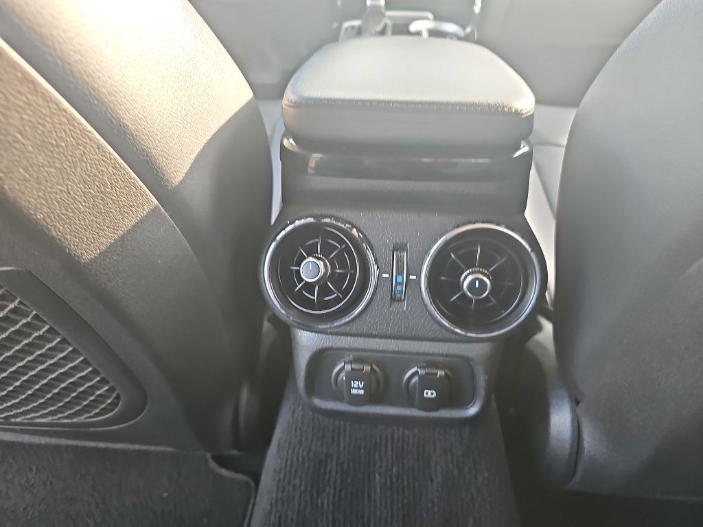 2019 Kia Stinger Image 27
