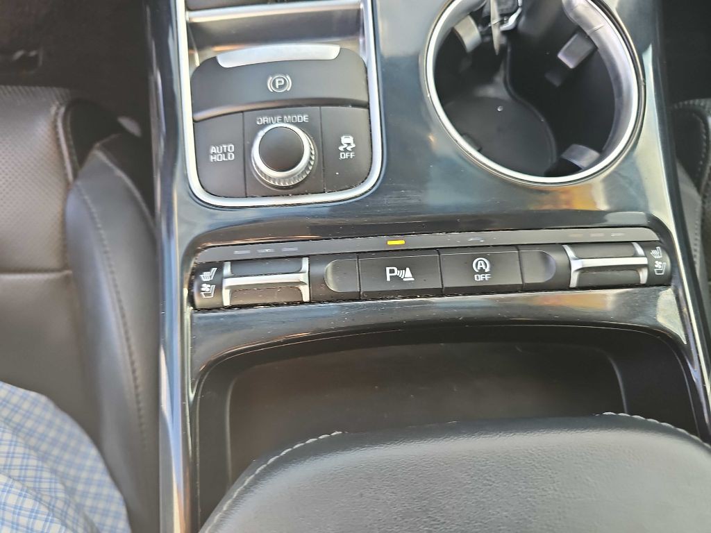 2019 Kia Stinger Image 38
