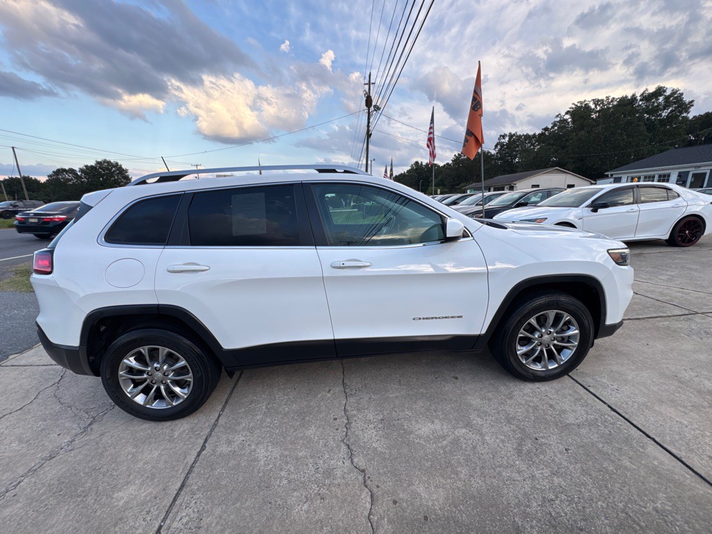 2019 Jeep Cherokee Image 14