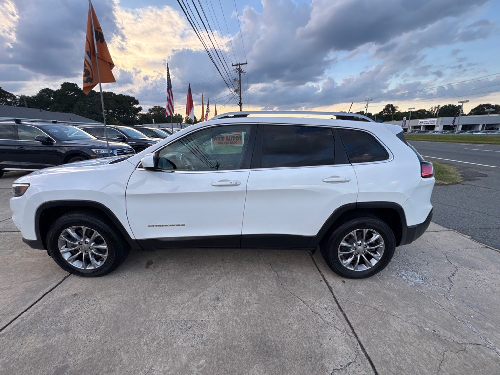 2019 Jeep Cherokee Image 15