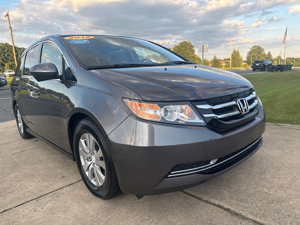 2015 Honda Odyssey Image 6