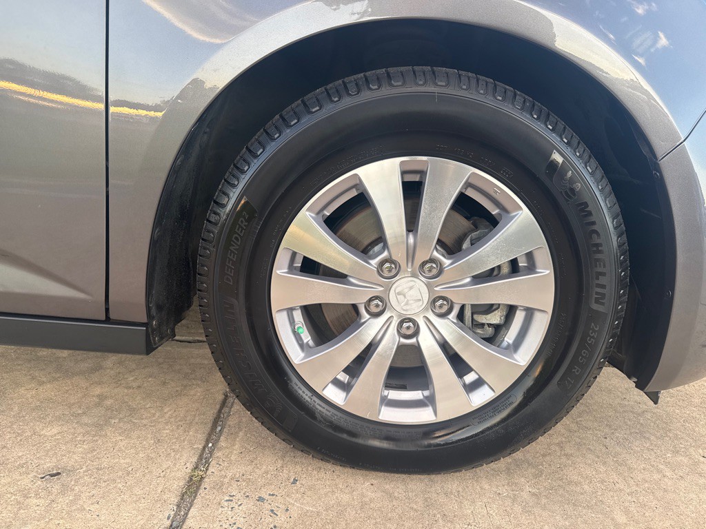 2015 Honda Odyssey Image 37