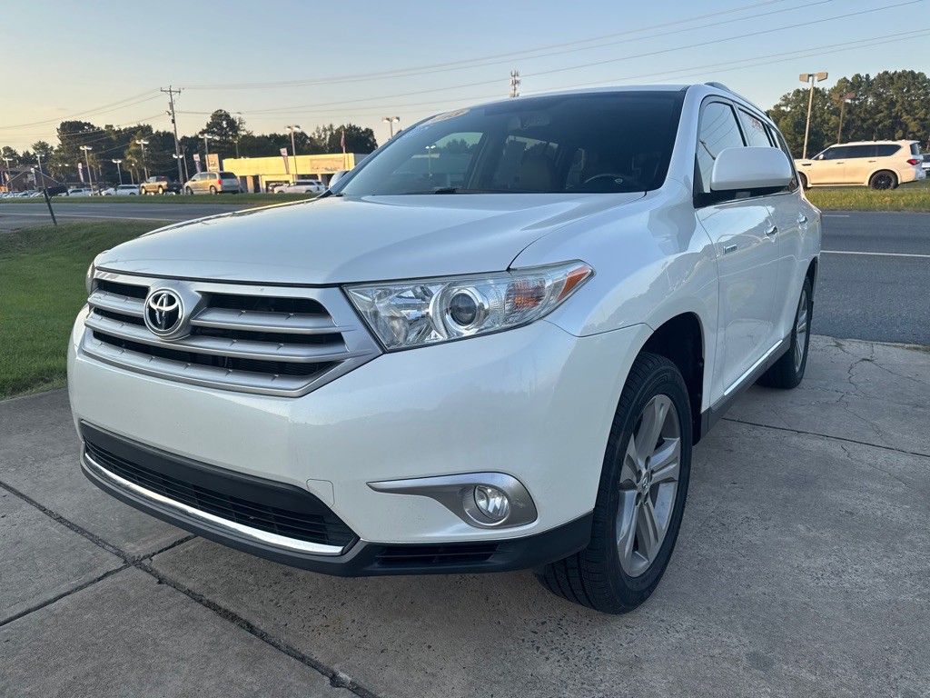 2013 Toyota Highlander Image 4
