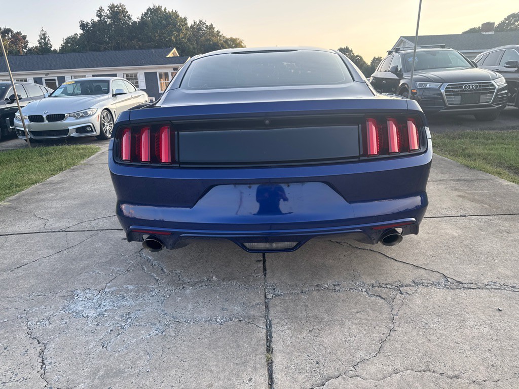 2016 Ford Mustang Image 12