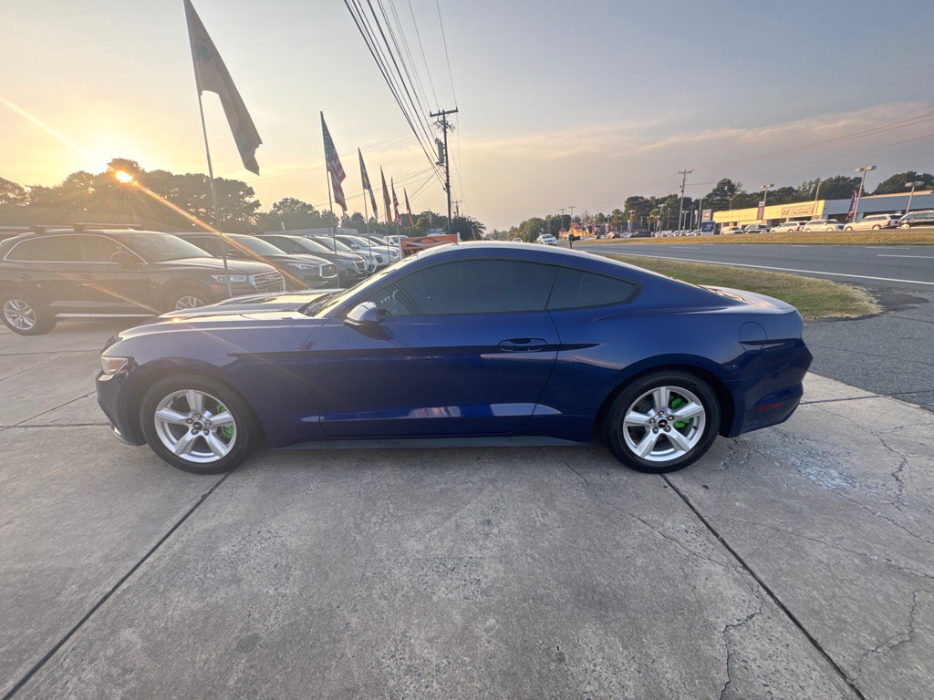 2016 Ford Mustang Image 14