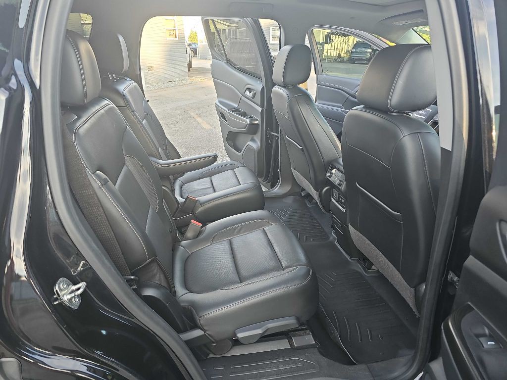 2020 GMC Acadia Image 33