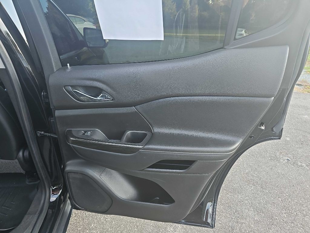 2020 GMC Acadia Image 41