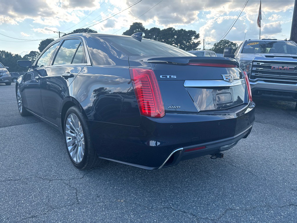 2017 Cadillac CTS Image 10