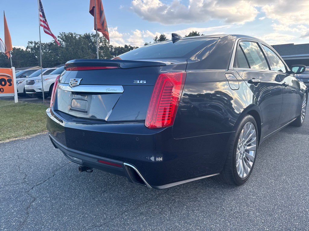 2017 Cadillac CTS Image 11