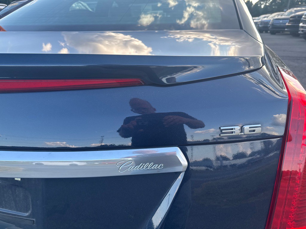 2017 Cadillac CTS Image 17