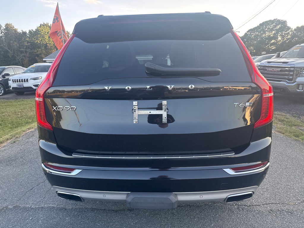2018 Volvo XC90 Image 12