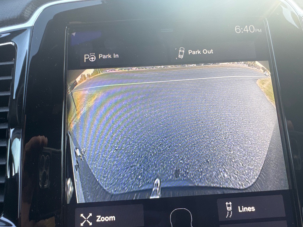 2018 Volvo XC90 Image 32
