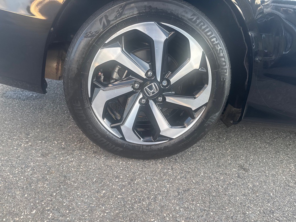 2016 Honda Accord Image 33