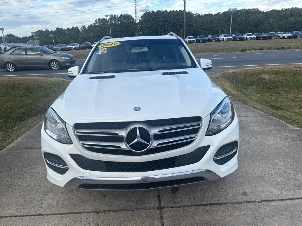 2017 Mercedes-Benz GLE-Class Image 3
