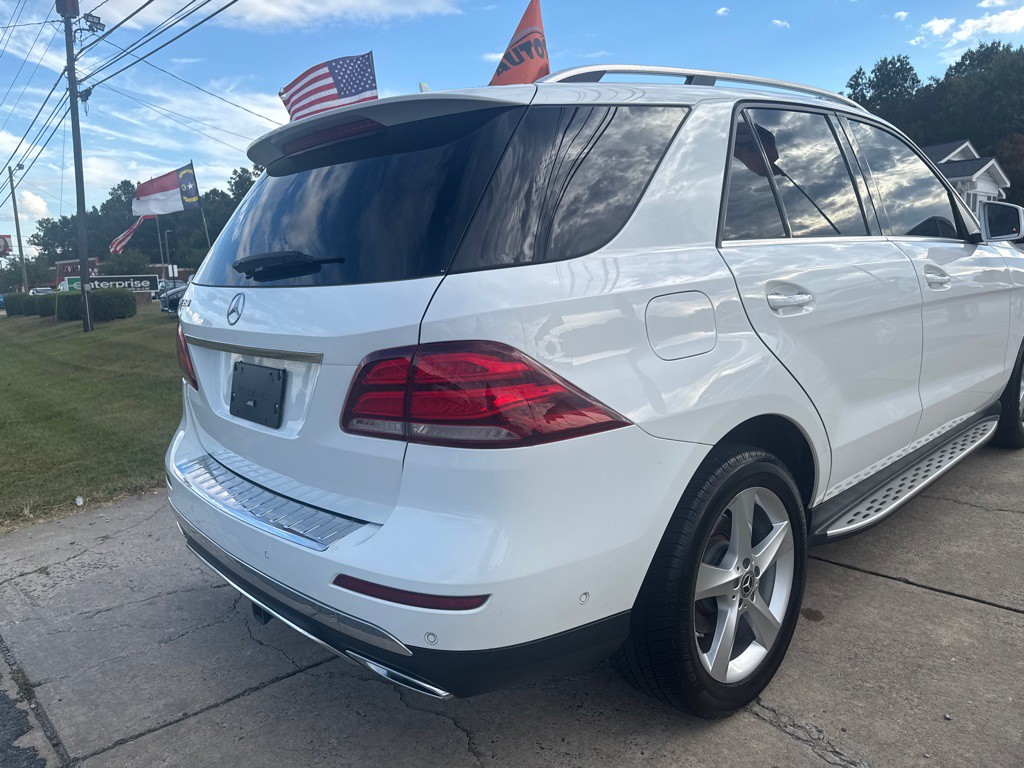2017 Mercedes-Benz GLE-Class Image 12
