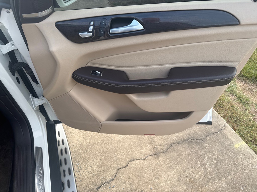 2017 Mercedes-Benz GLE-Class Image 21