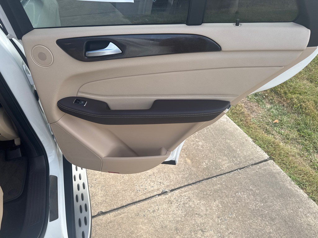 2017 Mercedes-Benz GLE-Class Image 23