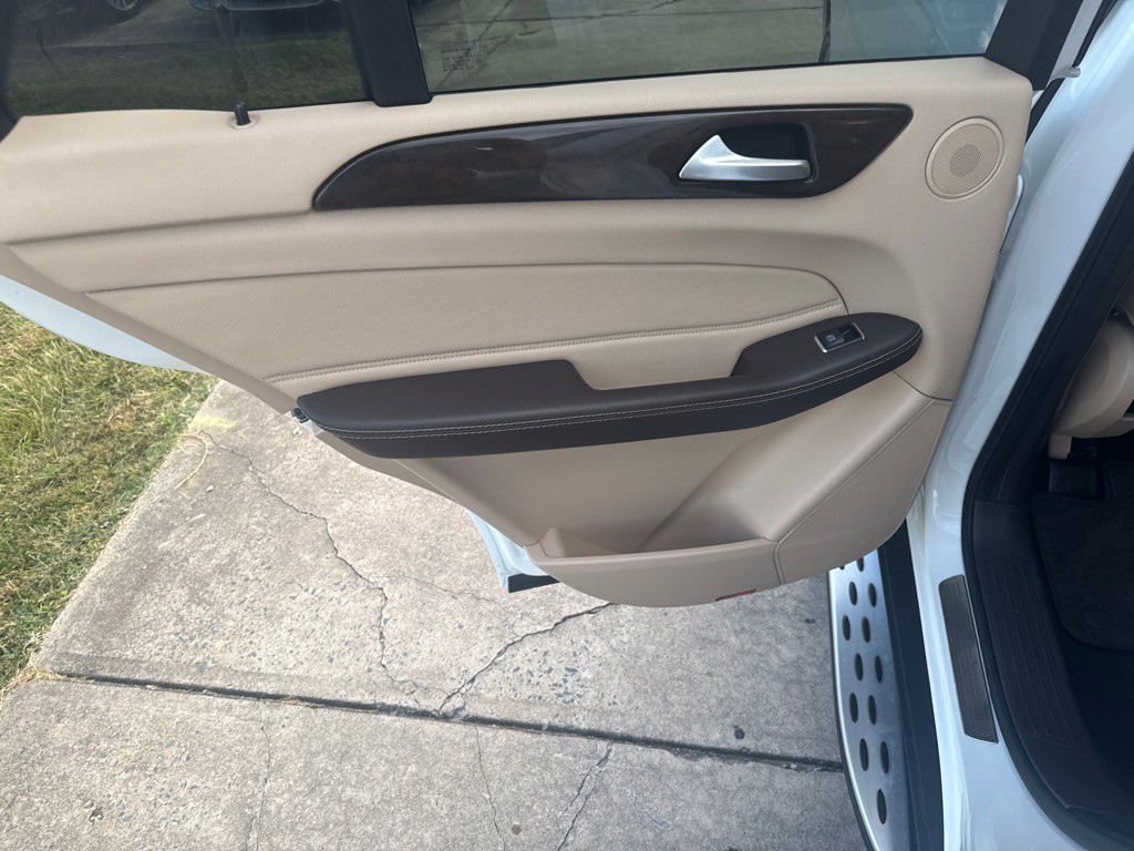 2017 Mercedes-Benz GLE-Class Image 25