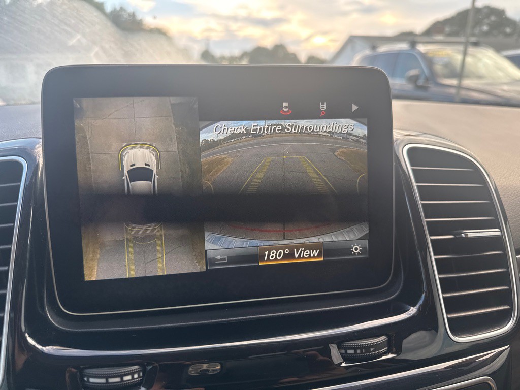 2017 Mercedes-Benz GLE-Class Image 30
