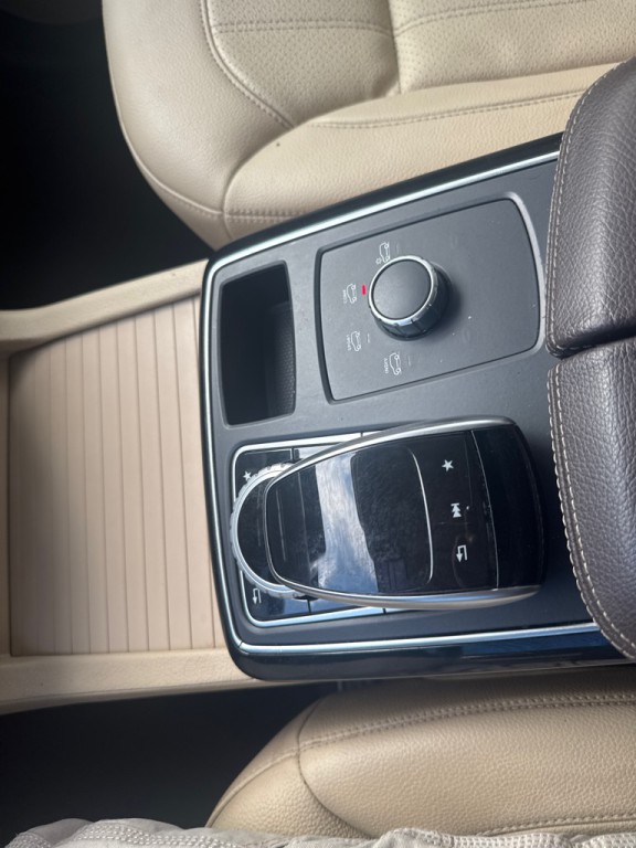 2017 Mercedes-Benz GLE-Class Image 31