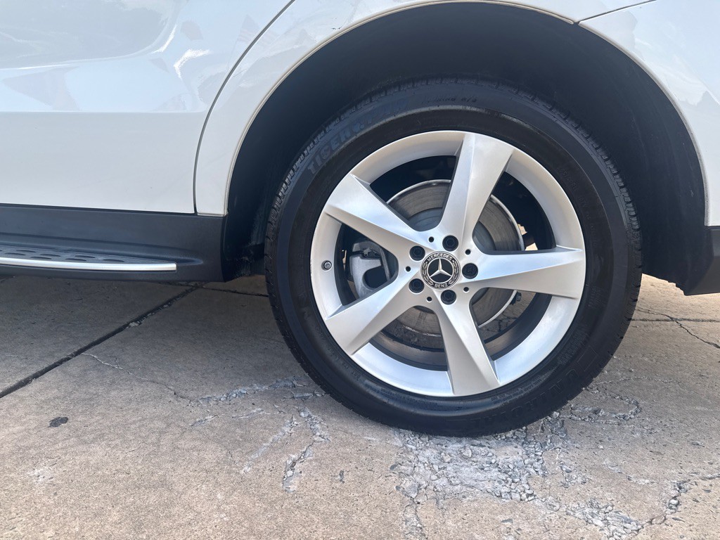 2017 Mercedes-Benz GLE-Class Image 32