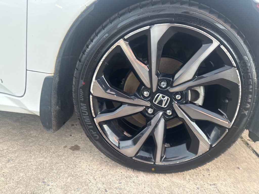 2020 Honda Civic Image 39