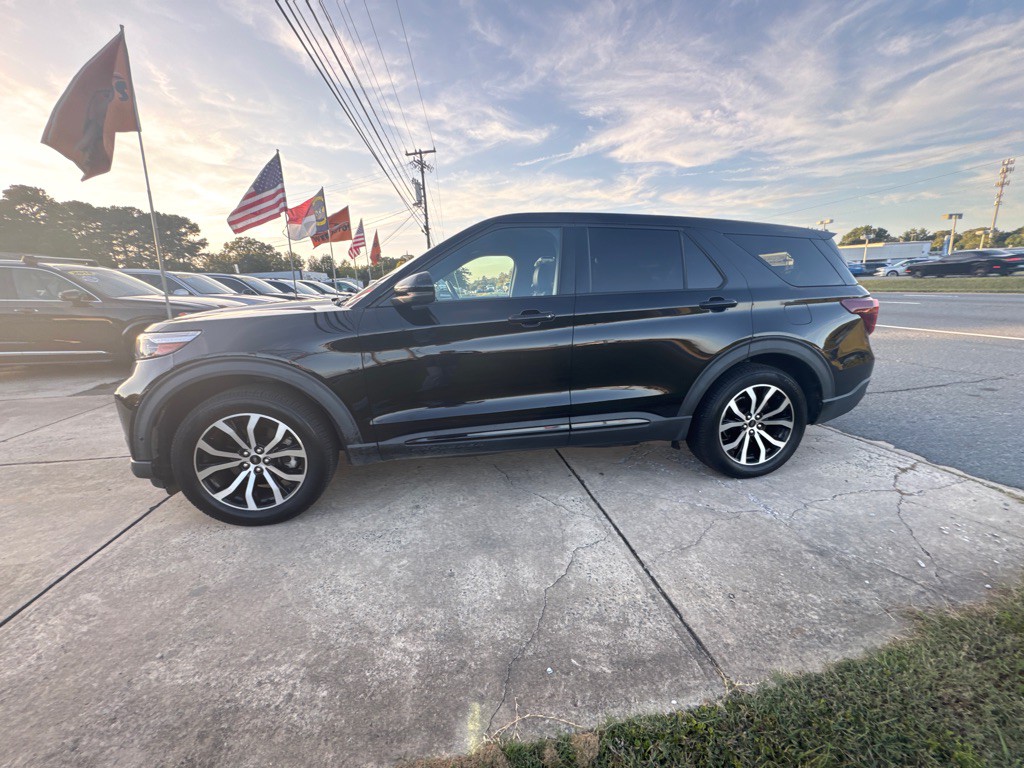 2021 Ford Explorer Image 14