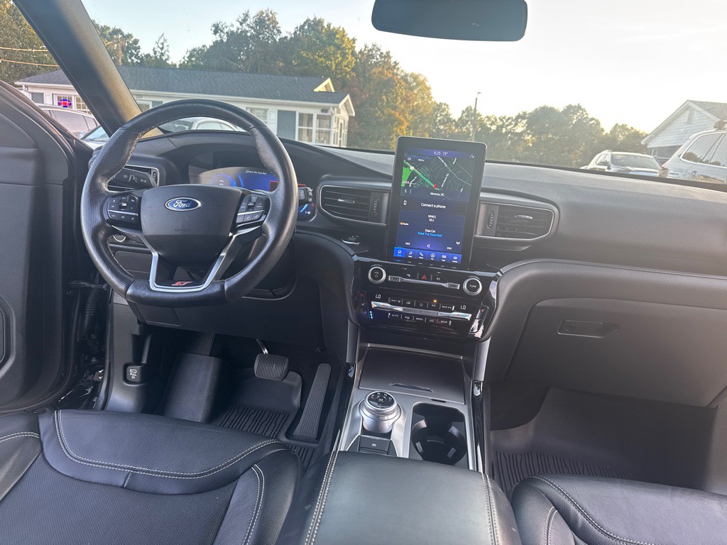 2021 Ford Explorer Image 18