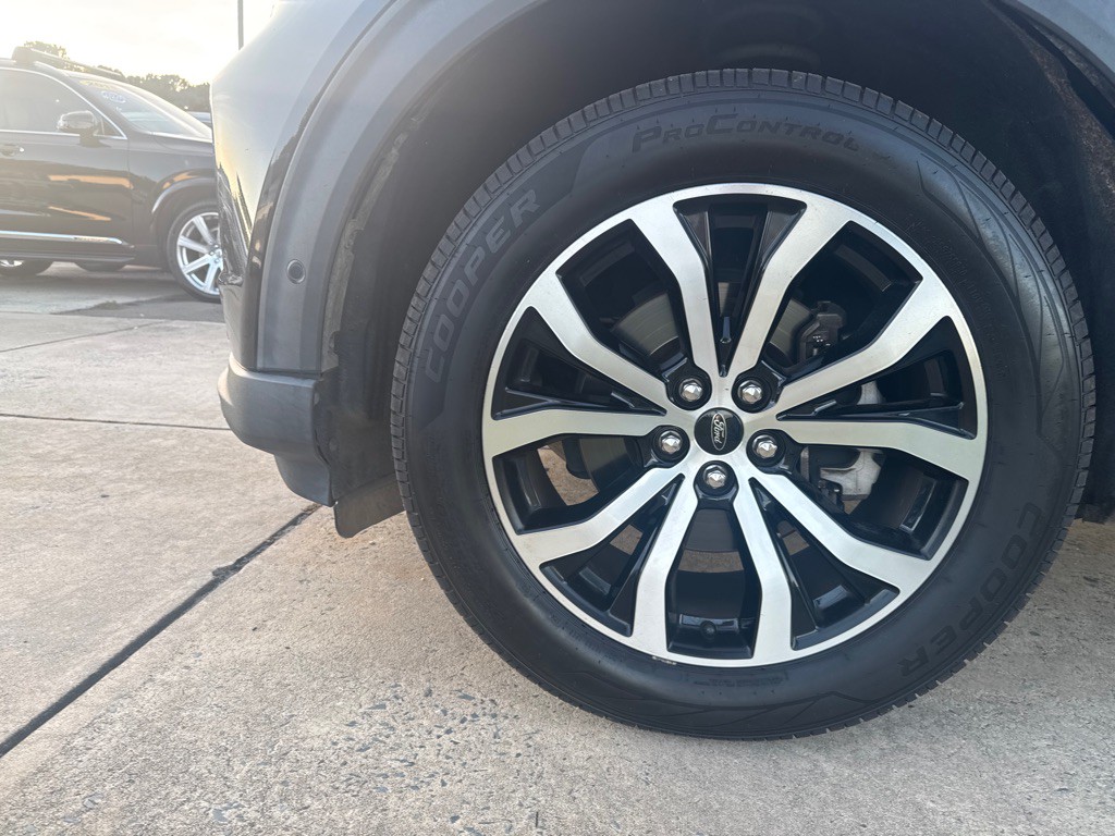 2021 Ford Explorer Image 45