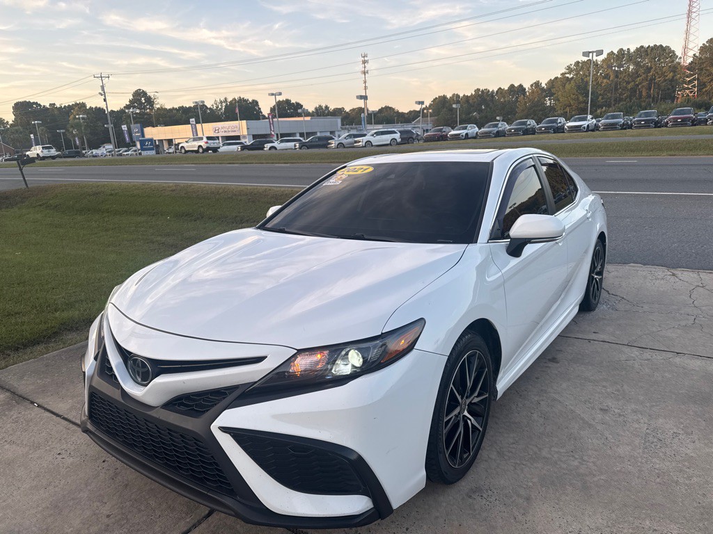 2021 Toyota Camry Image 4
