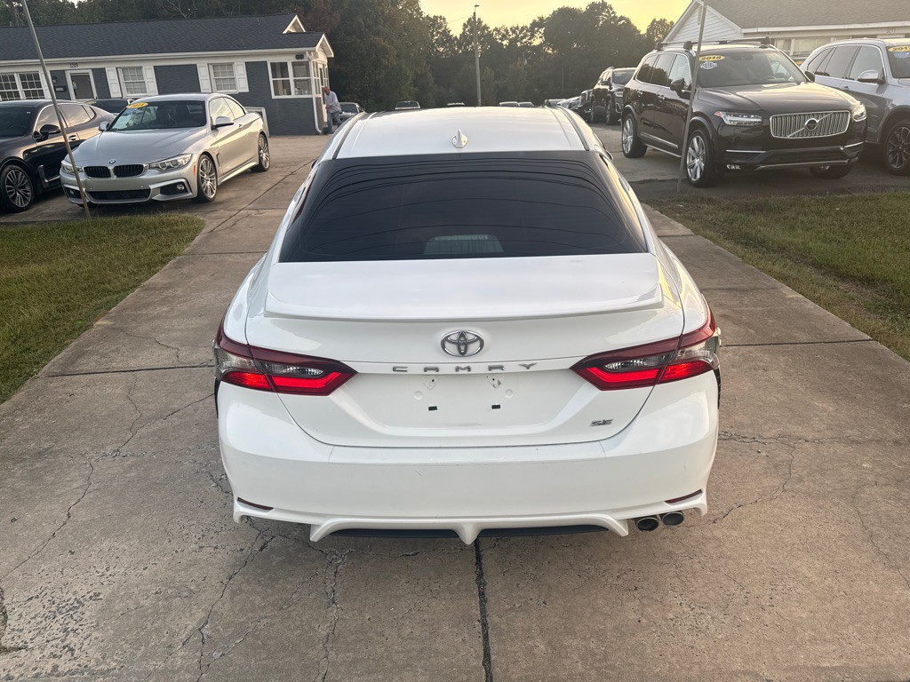 2021 Toyota Camry Image 9