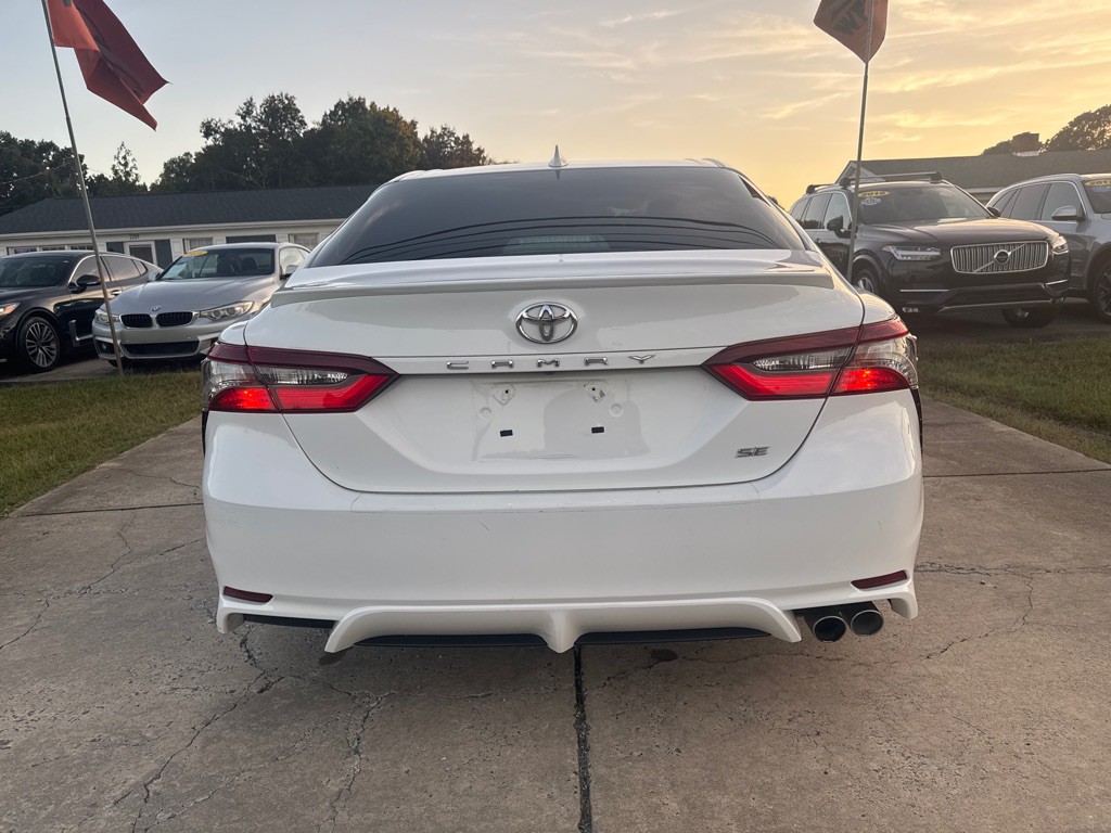 2021 Toyota Camry Image 12