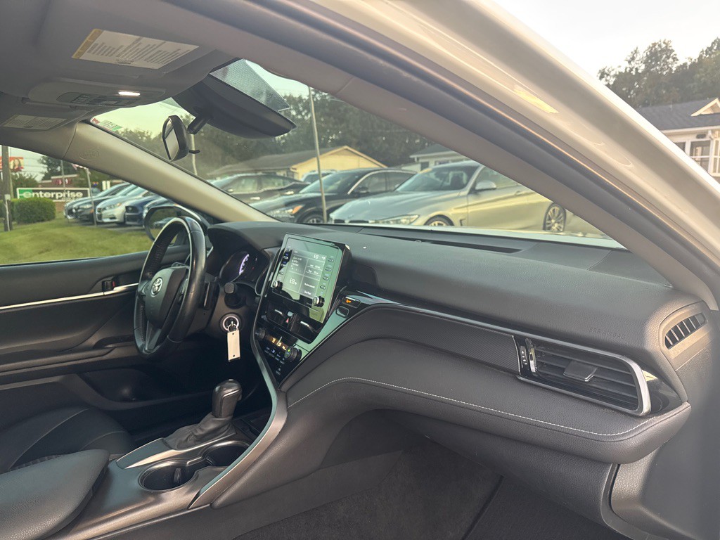 2021 Toyota Camry Image 16