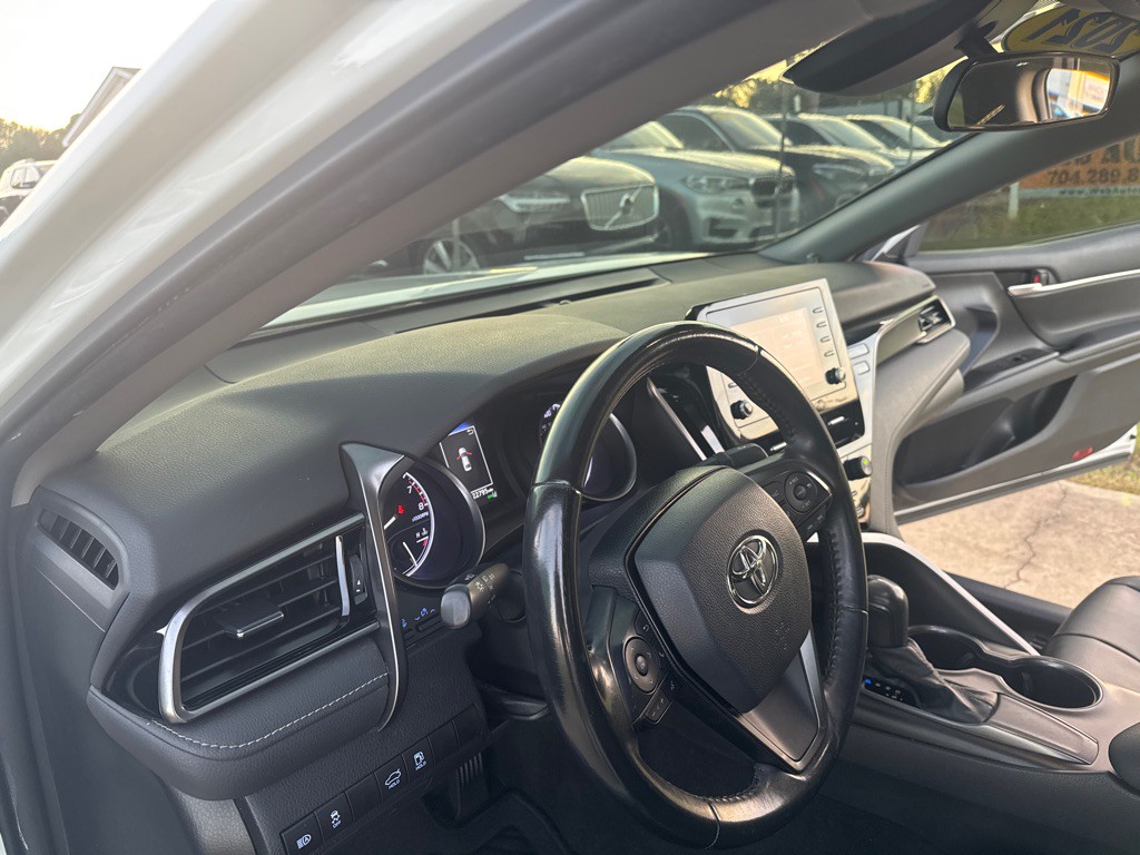 2021 Toyota Camry Image 17