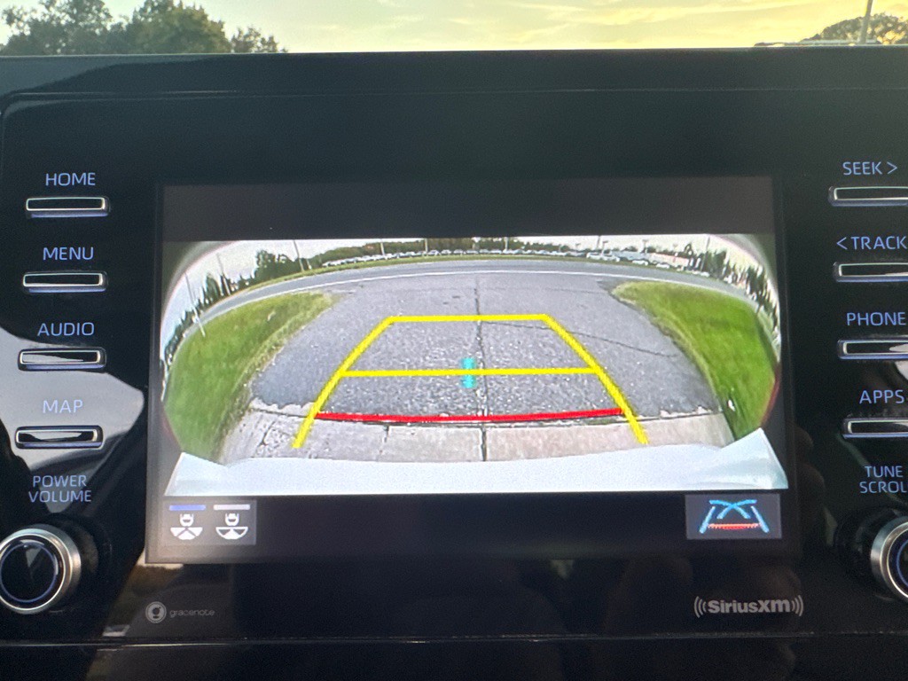 2021 Toyota Camry Image 25