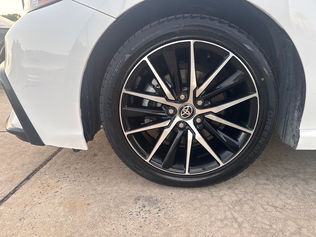 2021 Toyota Camry Image 35