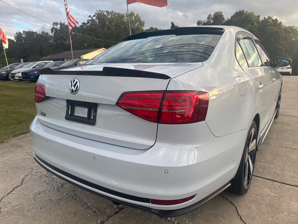 2017 Volkswagen Jetta Image 11