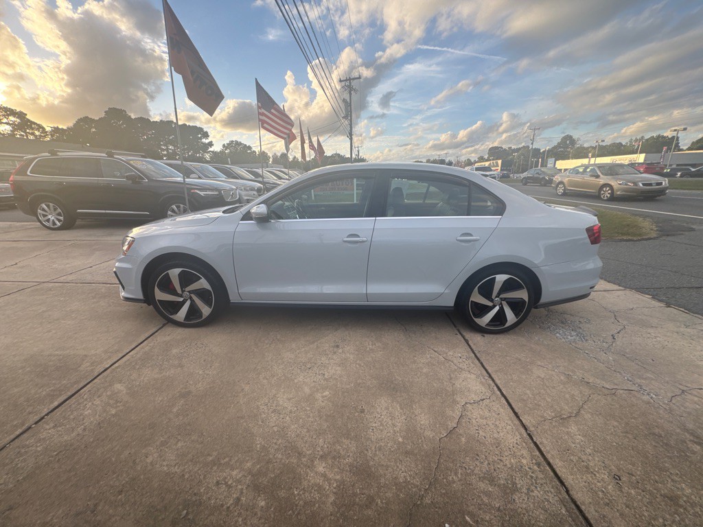 2017 Volkswagen Jetta Image 12