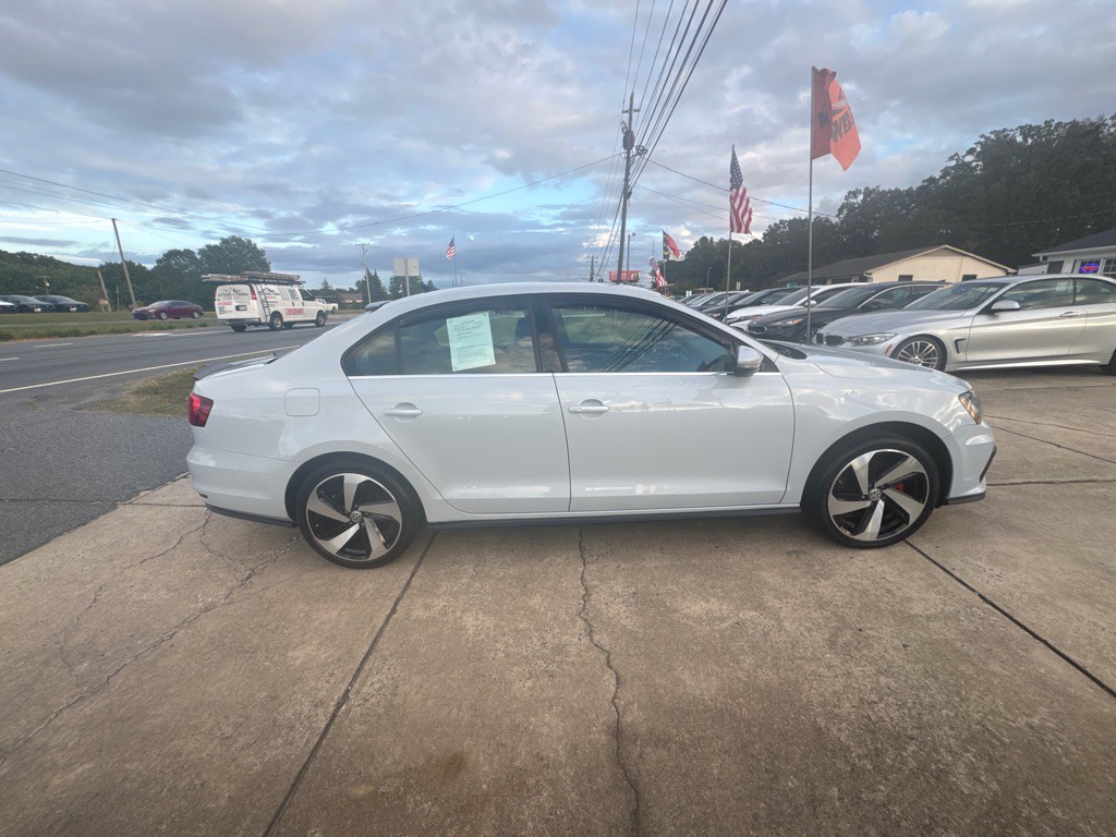 2017 Volkswagen Jetta Image 13