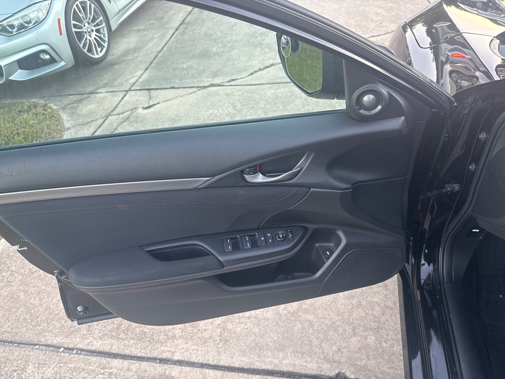 2020 Honda Civic Image 31