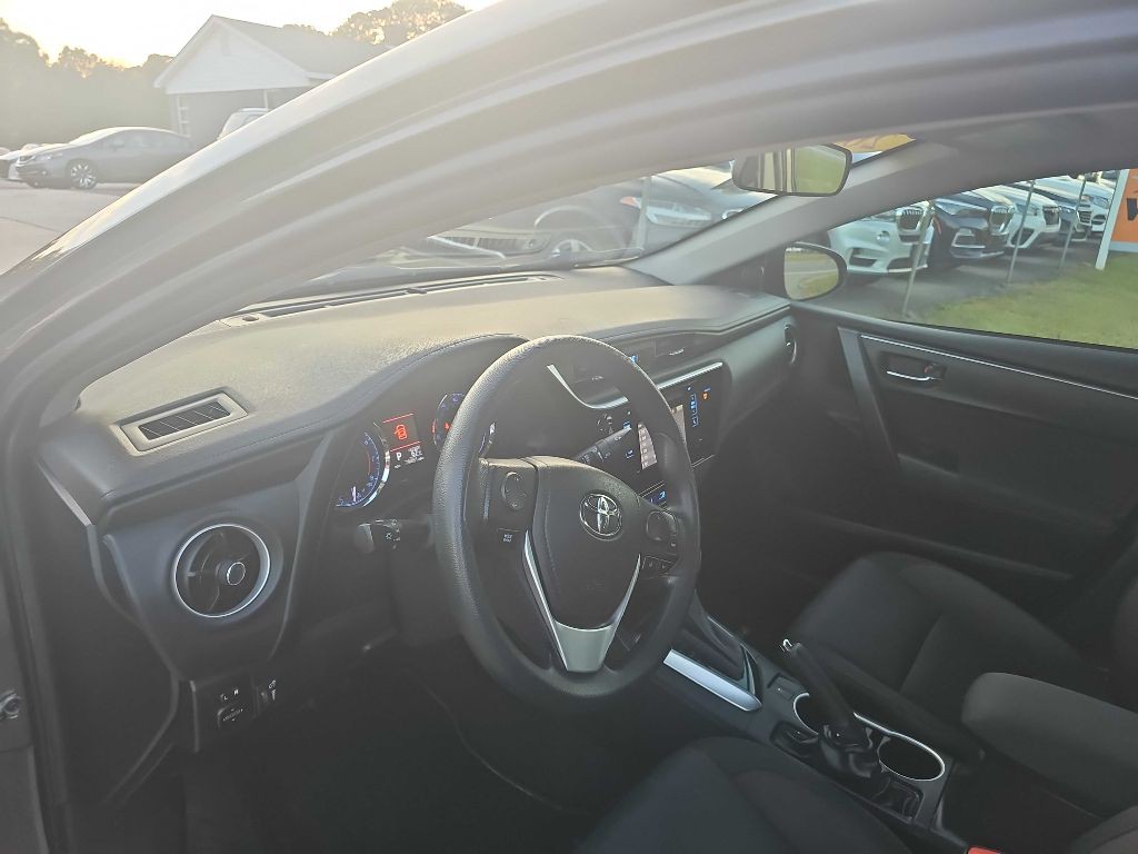 2019 Toyota Corolla Image 18