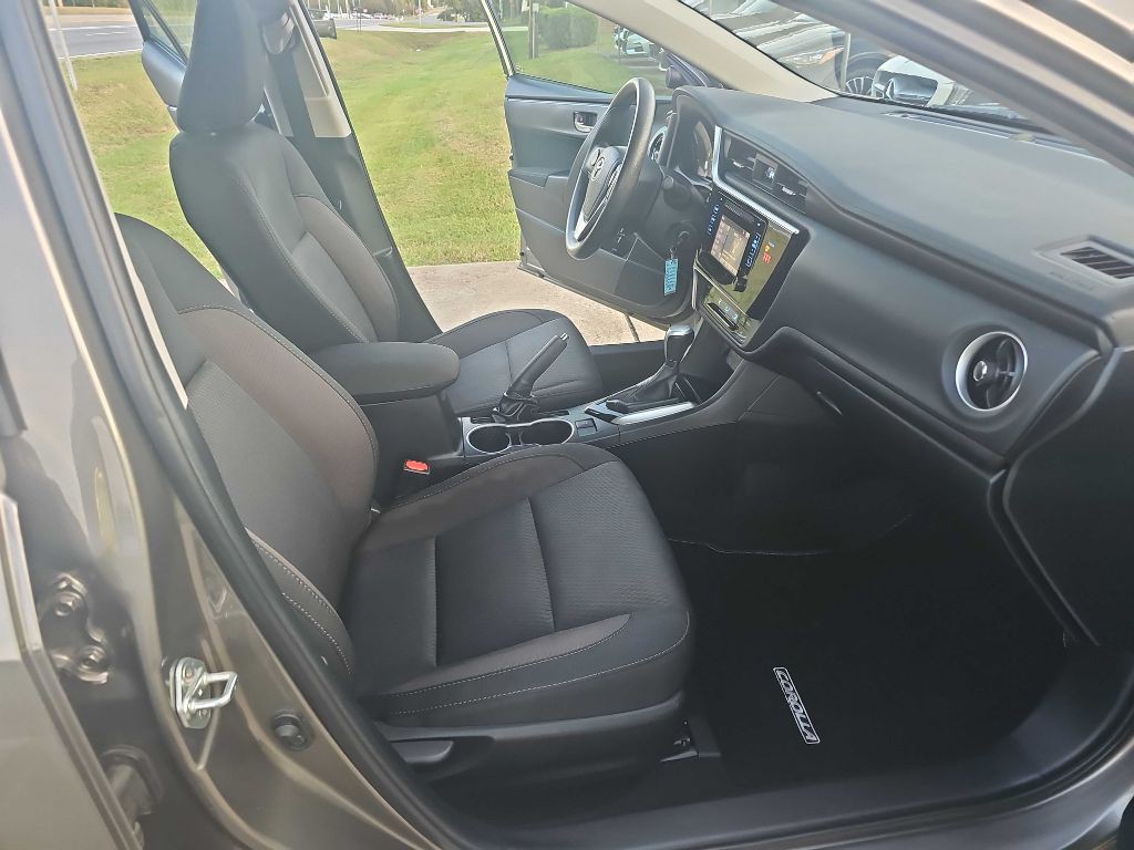 2019 Toyota Corolla Image 27