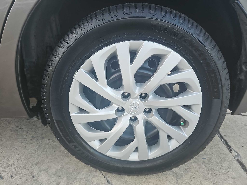 2019 Toyota Corolla Image 36