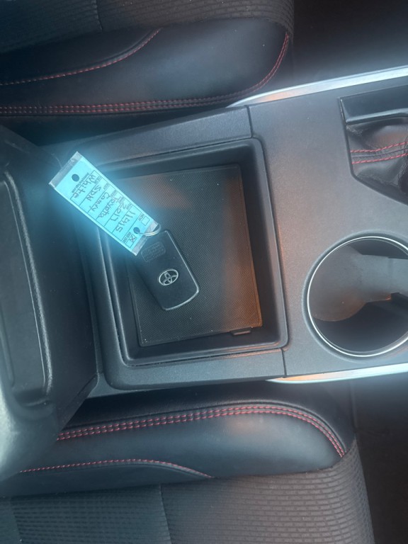 2017 Toyota Camry Image 27
