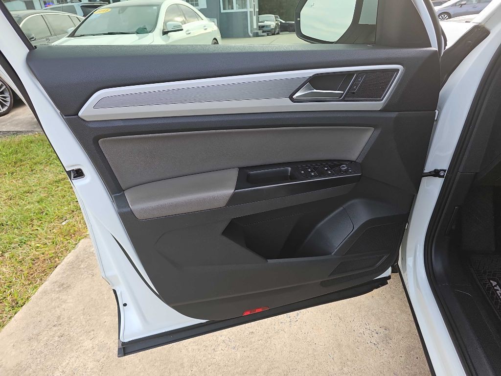 2021 Volkswagen Atlas Image 34