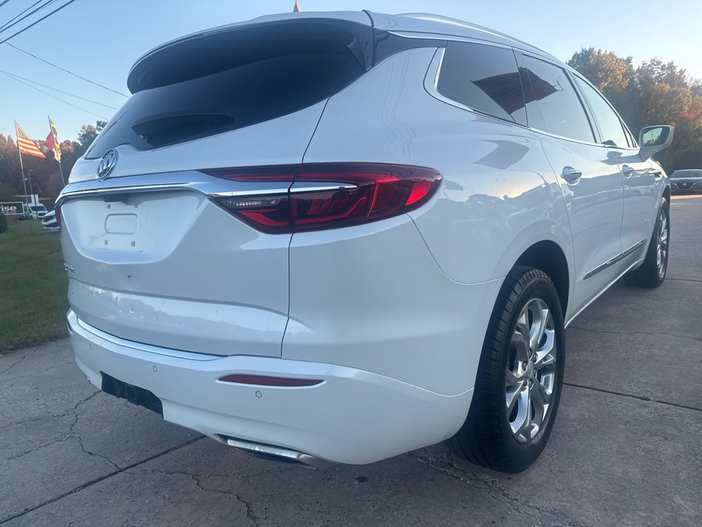 2020 Buick Enclave Image 8