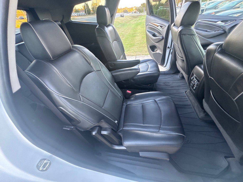 2020 Buick Enclave Image 21