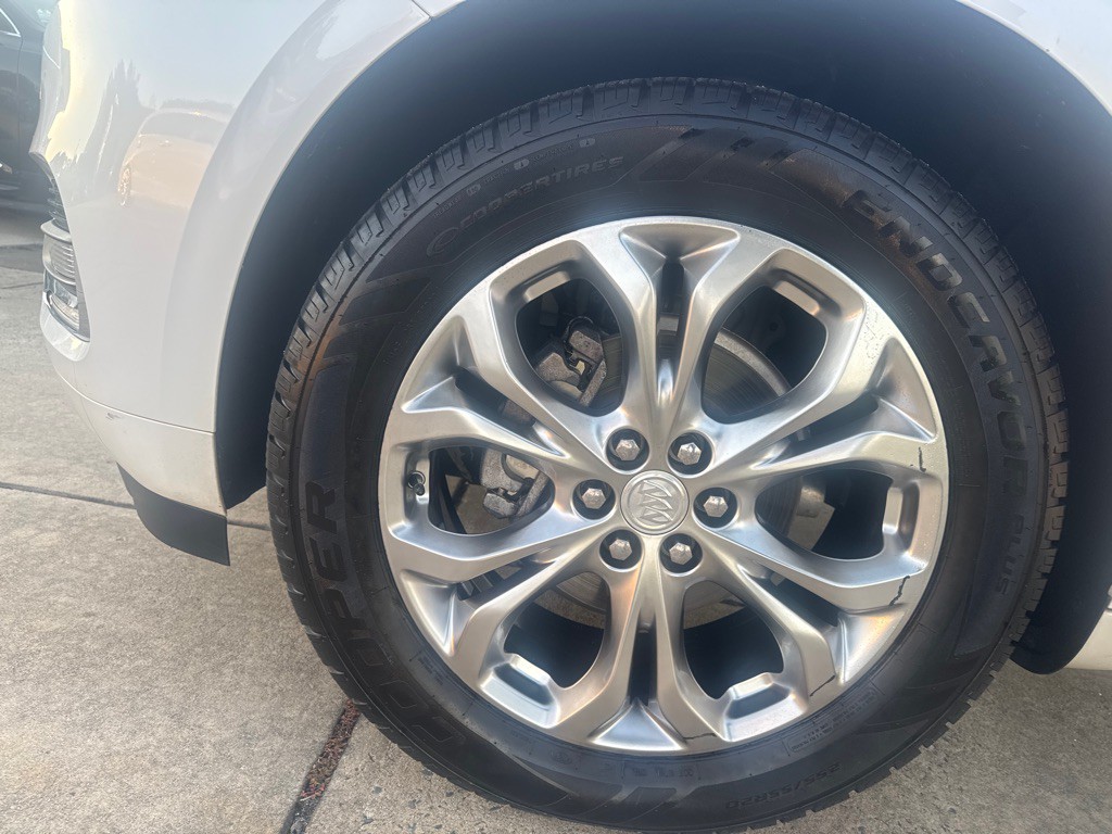 2020 Buick Enclave Image 32