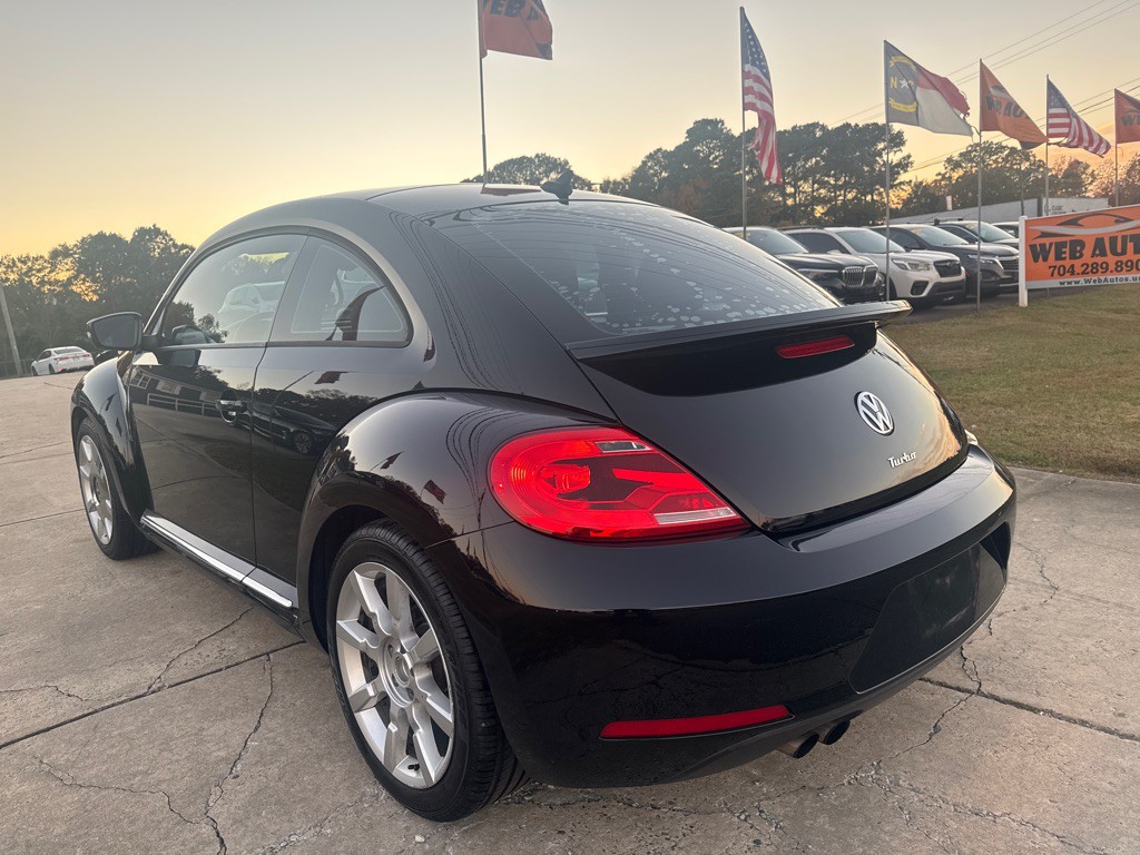 2016 Volkswagen Beetle Image 7